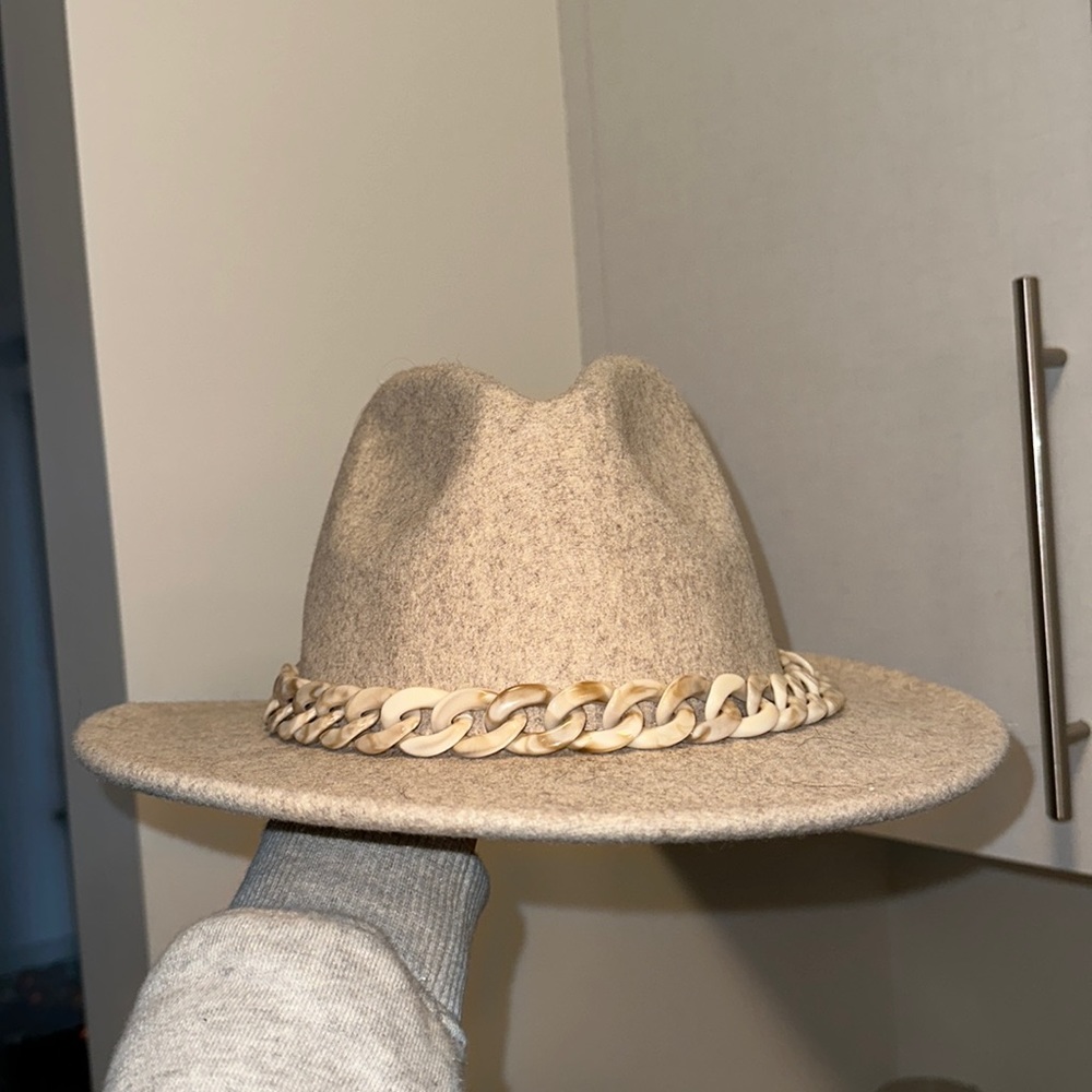 Fedora hat